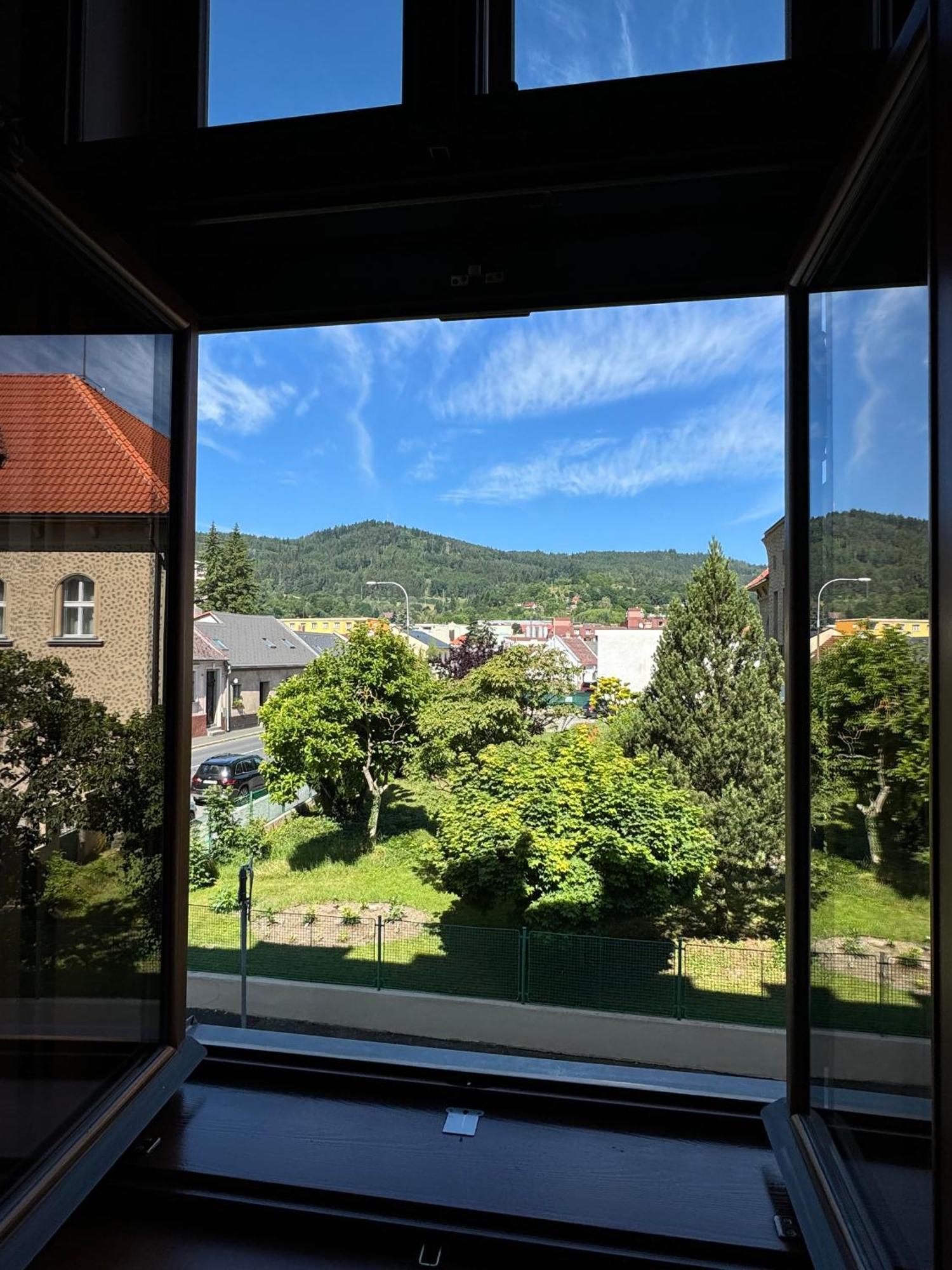 Apartmany Basta & Wellness Sušice エクステリア 写真