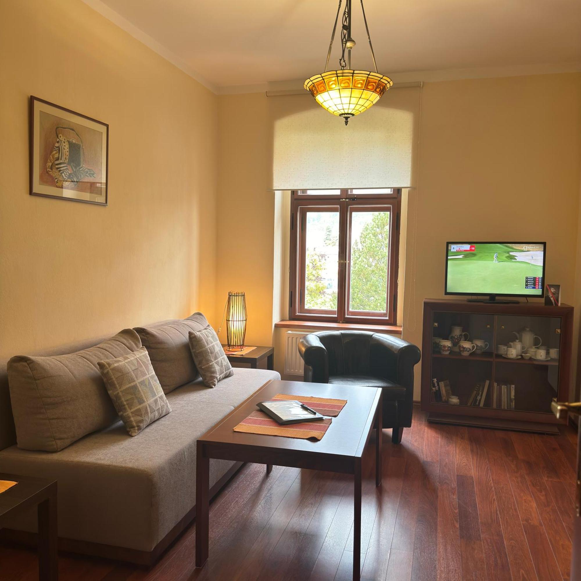 Apartmany Basta & Wellness Sušice エクステリア 写真